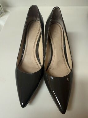 Classic Pointed Toe Patent Leather Pumps - Dark Gray